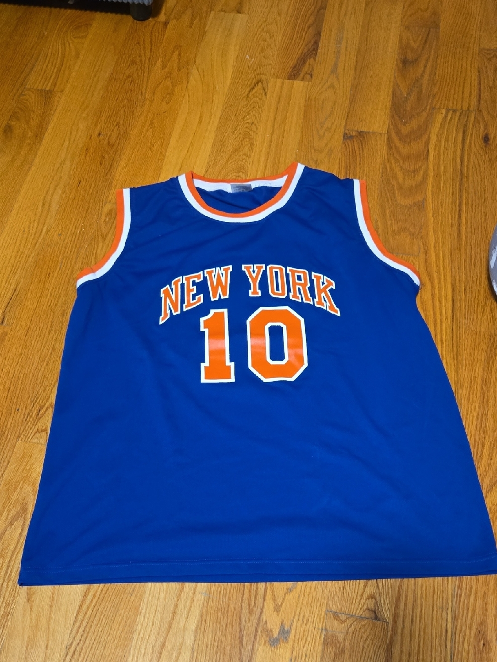 New York Knicks #10 Walt Frazier basketball Game Jersey.  OS.